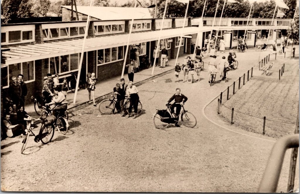 Oostvoorne aan Zee - 12 oude ansichtkaarten, Verzenden, 1940 tot 1960, Gelopen, Zuid-Holland