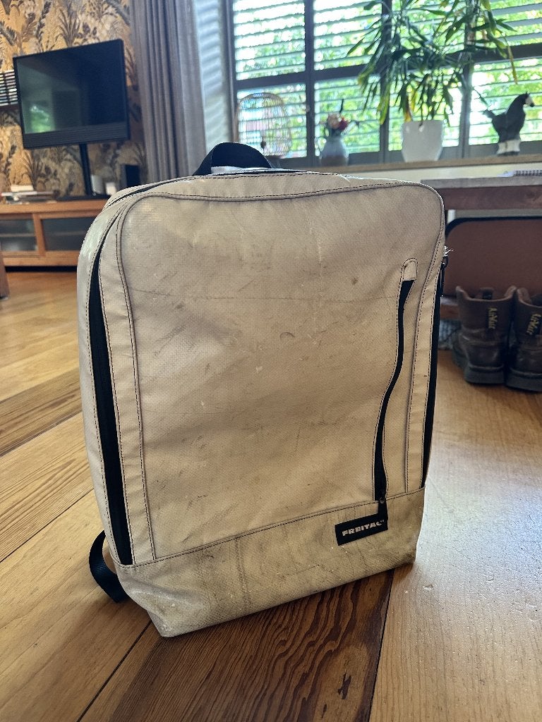 Freitag rugzak F306 Hazzard wit, Ophalen of Verzenden, Gebruikt, Overige merken, 30 tot 45 cm