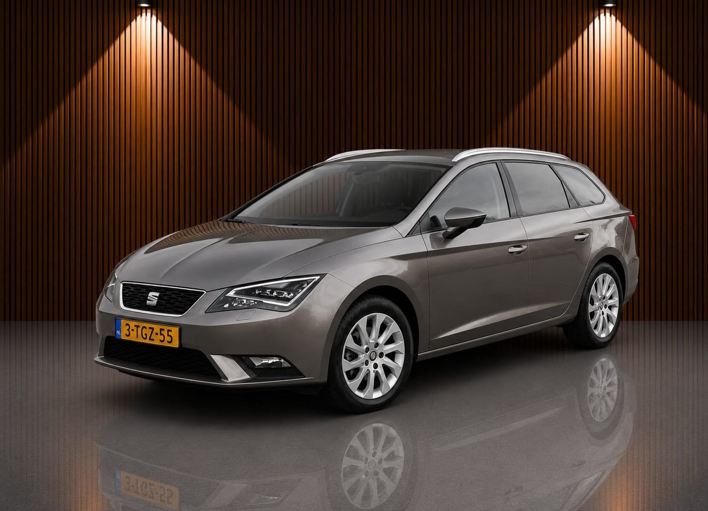 Seat Leon ST 1.2 TSI Style Business, Auto's, Voorwielaandrijving, Euro 5, 1154 kg, Gebruikt