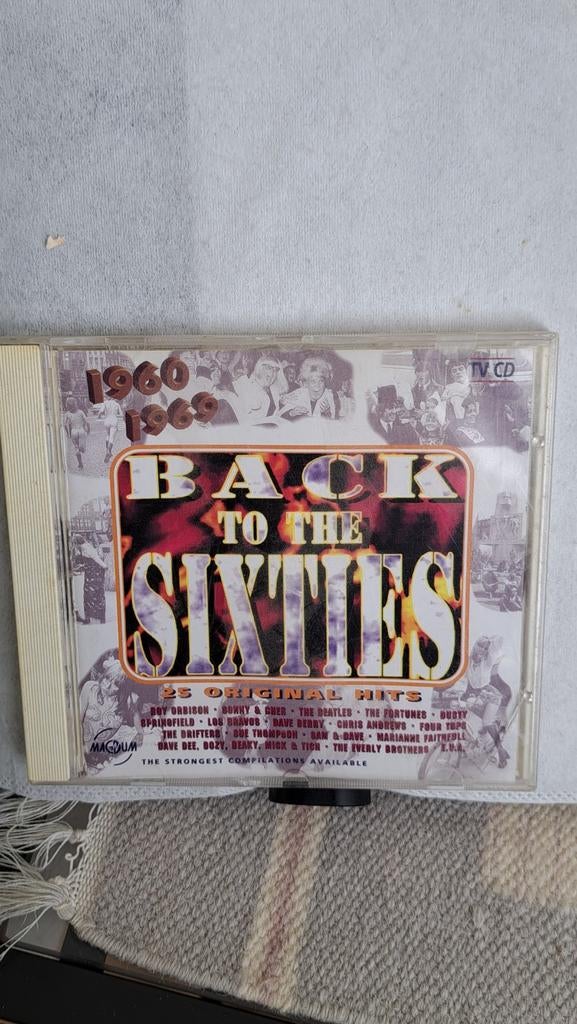 Cd back to the sixties.  1960 - 1969, Ophalen of Verzenden, Zo goed als nieuw, Pop