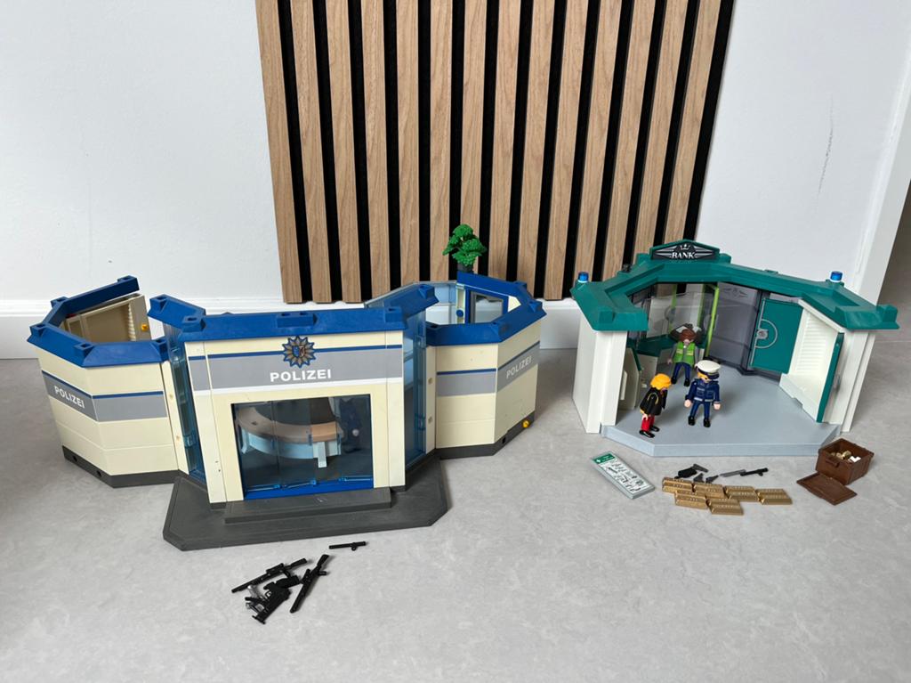 Playmobil politiebureau en playmobil bank, Ophalen of Verzenden, Gebruikt, Los playmobil