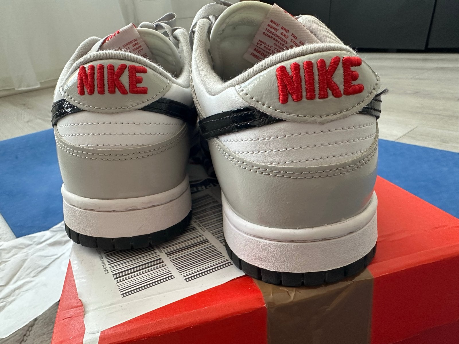 Nike Dunk Low ESS 'Light Iron Ore' - Maat 41, Verzenden, Zo goed als nieuw, Grijs, Sneakers of Gympen