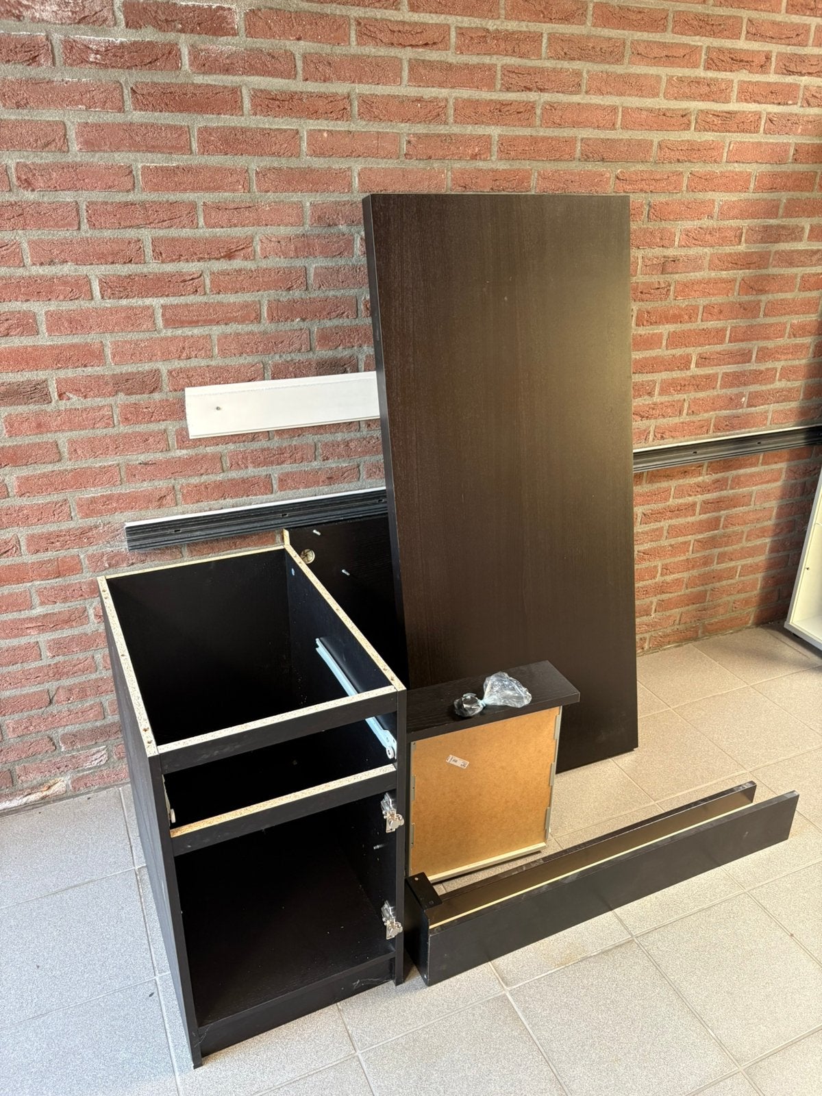 Ikea Malm bureau 140x65, Ophalen, Gebruikt, 100 tot 150 cm, Minder dan 100 cm