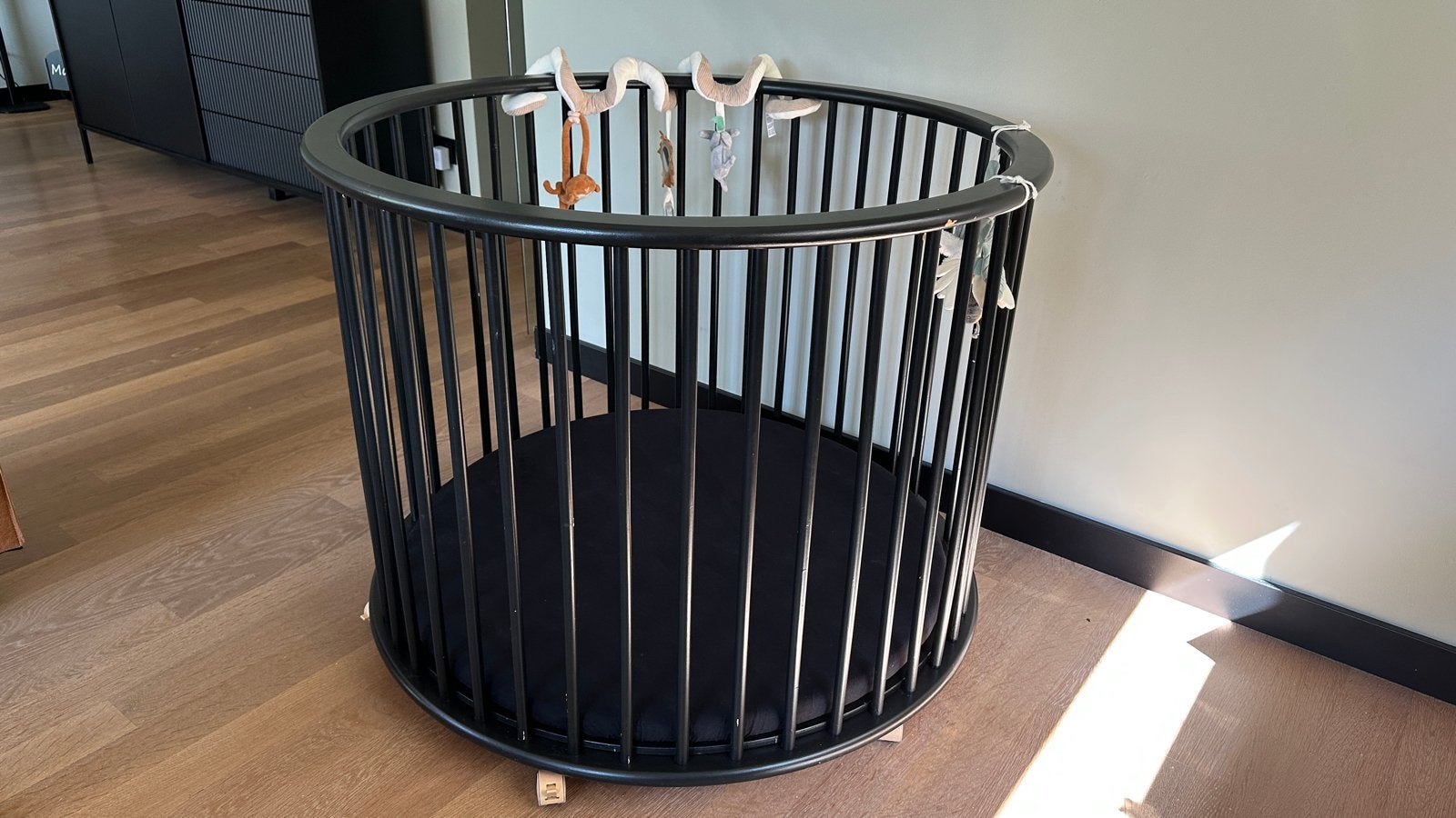 Zwarte ronde box van Bopita incl accessoires, Kinderen en Baby's, Boxen, Ophalen, Gebruikt, Rond, In hoogte verstelbaar
