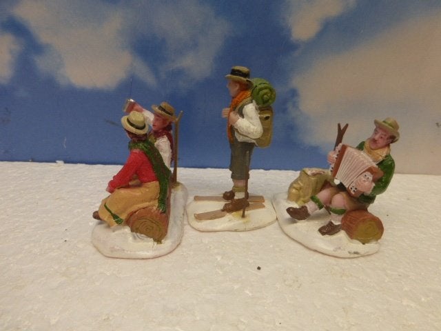 lemax Alpine ski party kerstdorp poppetjes figurine kampvuur, Ophalen of Verzenden, Zo goed als nieuw