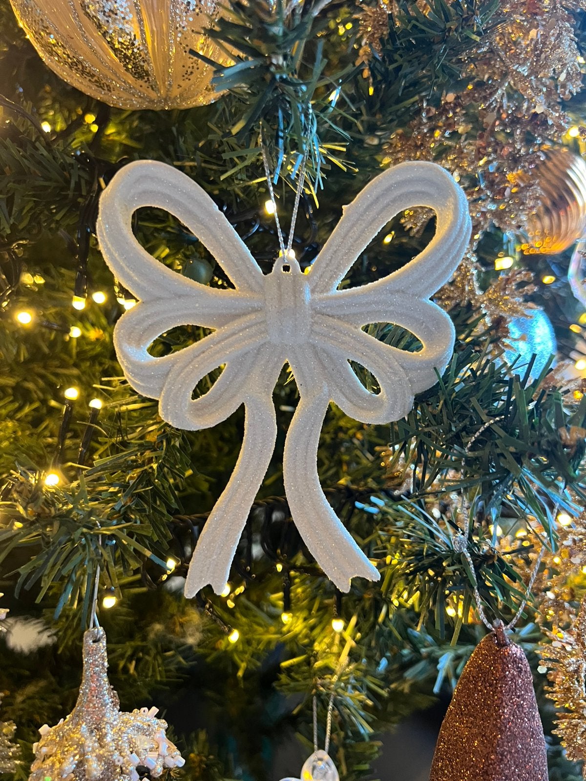 Kerstversiering 7 witte glitter strikken, Ophalen of Verzenden, Zo goed als nieuw