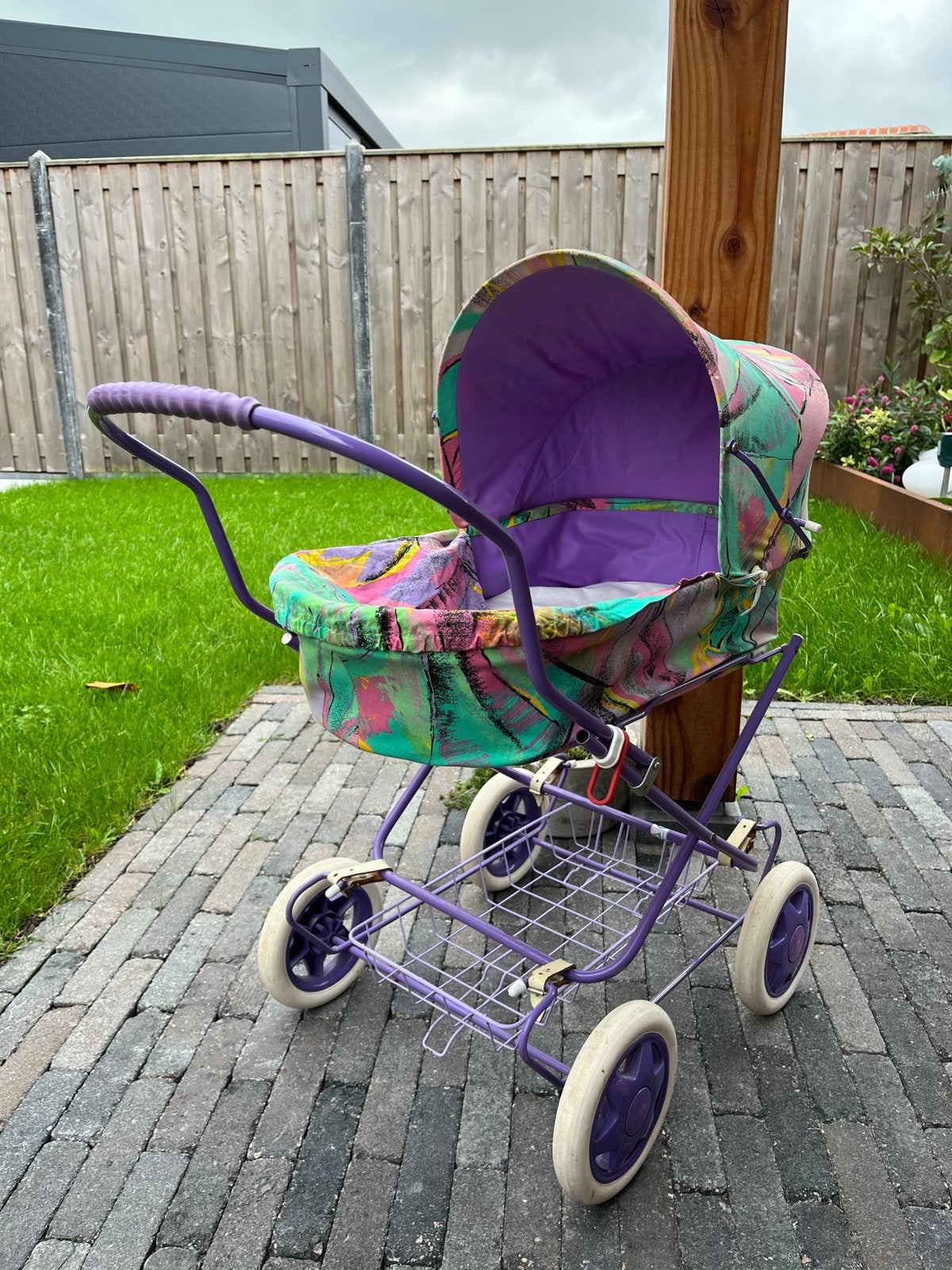 Jaren '90 poppenwagen, inklapbaar, voor speelplezier, Ophalen of Verzenden, Gebruikt, Overige typen