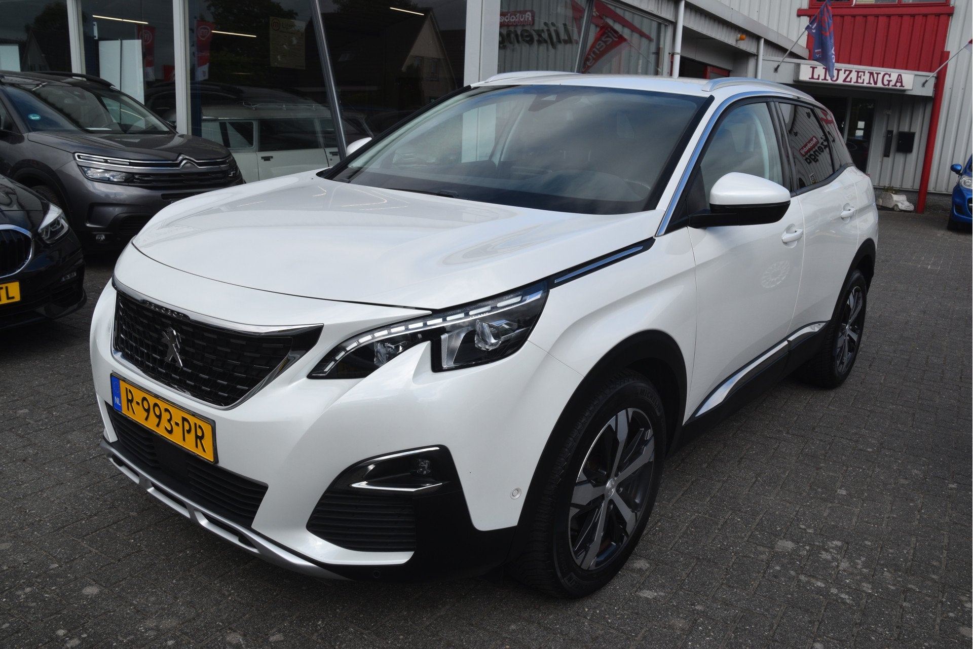 Peugeot 3008 2.0 BlueHDi Blue Lease GT Line Carplay | LED |, Auto's, Peugeot, Gebruikt, 4 cilinders, Wit, Bedrijf