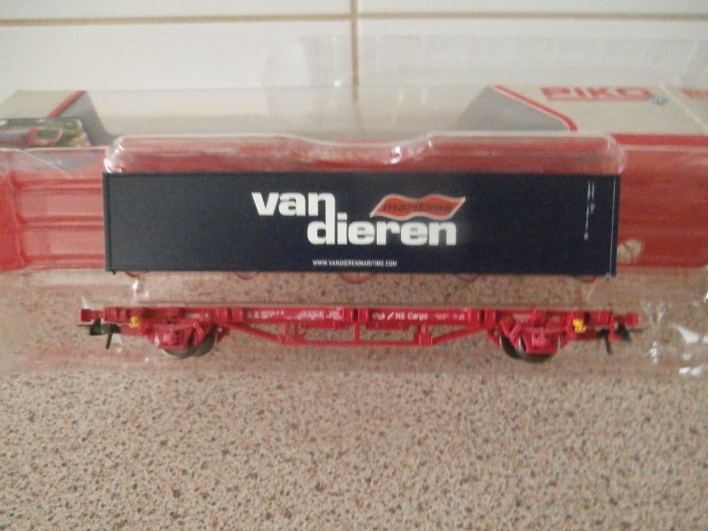 3X Piko container wagons, Hobby en Vrije tijd, Modeltreinen | H0, Gelijkstroom, Wagon, Zo goed als nieuw, Piko