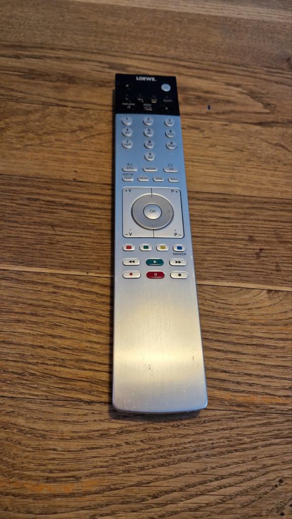 Loewe afstandsbediening TV, Audio, Tv en Foto, Afstandsbedieningen, Ophalen of Verzenden, Zo goed als nieuw, Tv