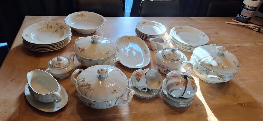 Compleet servies van Stolzenfels Bavaria in goede staat., Antiek en Kunst, Antiek | Servies compleet, Ophalen