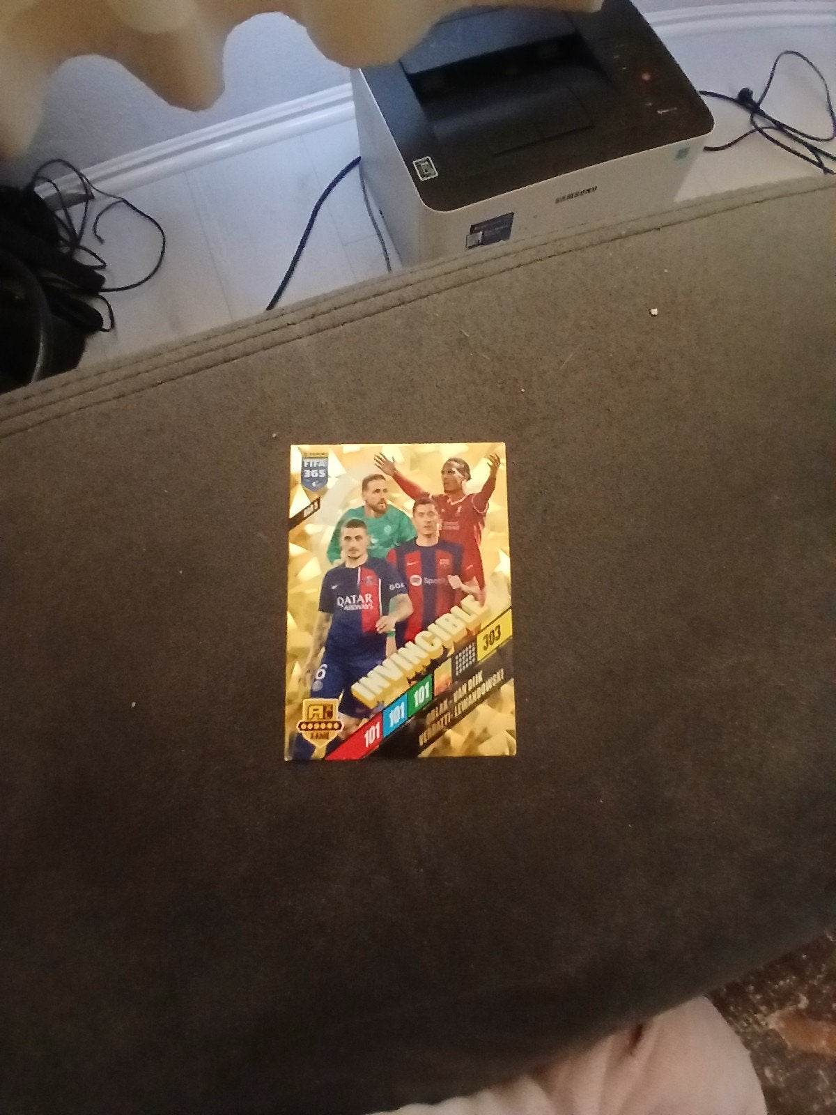 voetbal kaart van adrenalyn fifa 365 jaartal 2024 panini, Ophalen, Zo goed als nieuw, Sport, 3 spelers of meer