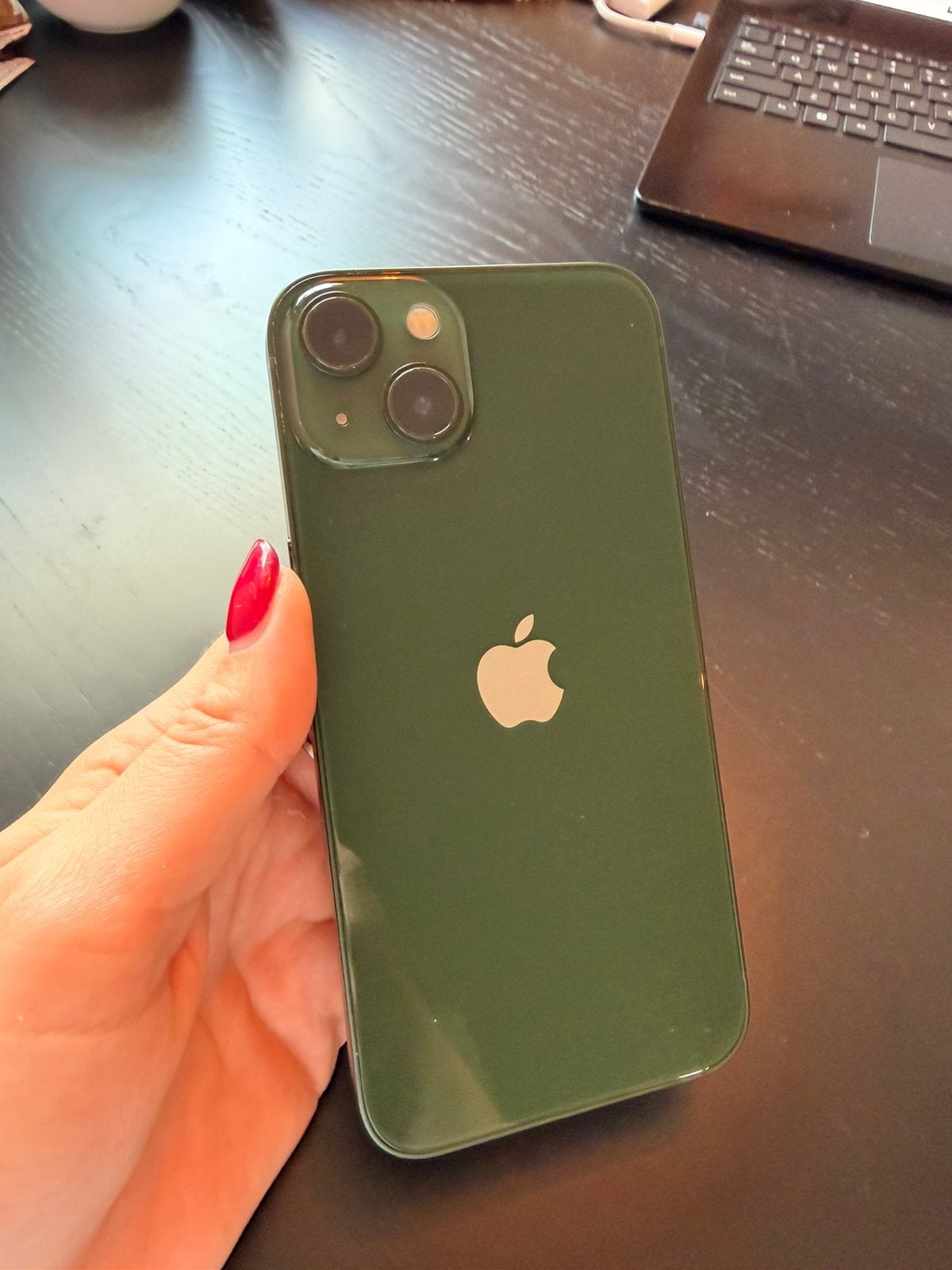 Foto 4 van Apple iPhone 13