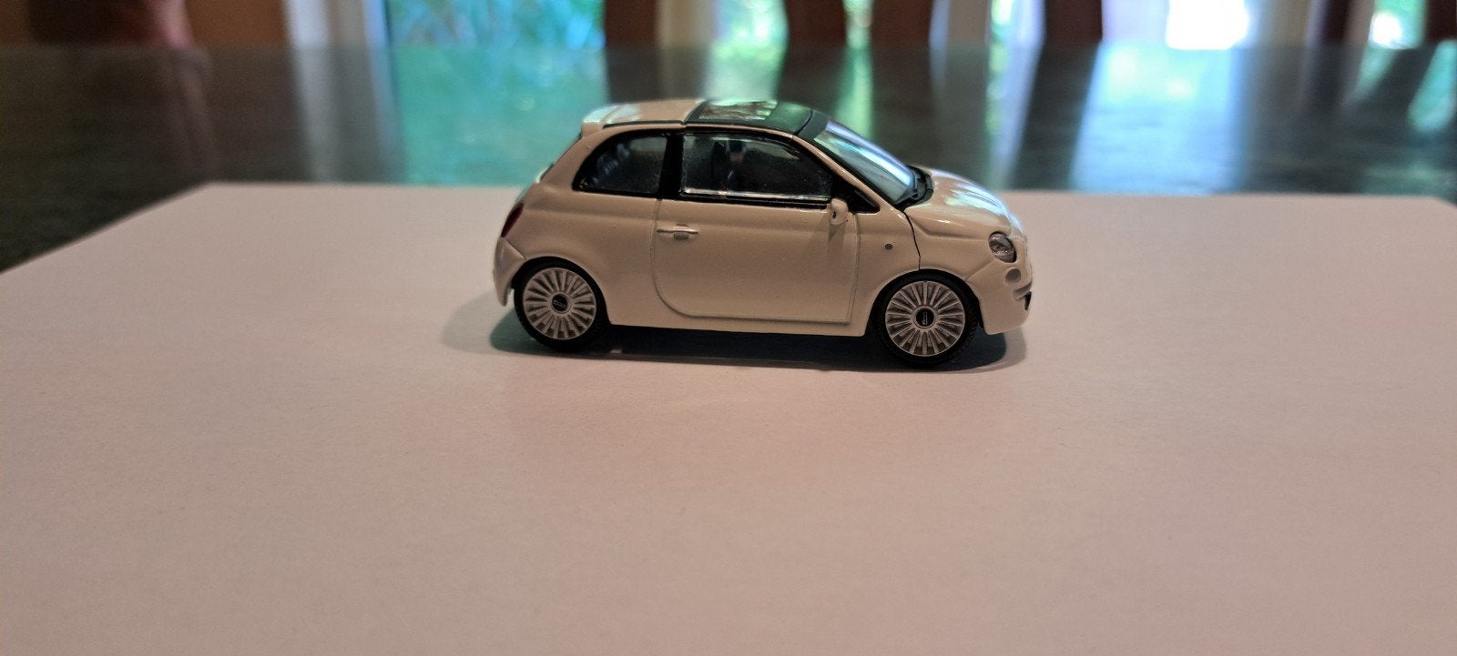 fiat 500 1:43, Hobby en Vrije tijd, Modelauto's | 1:43, Ophalen of Verzenden, Auto, Overige merken