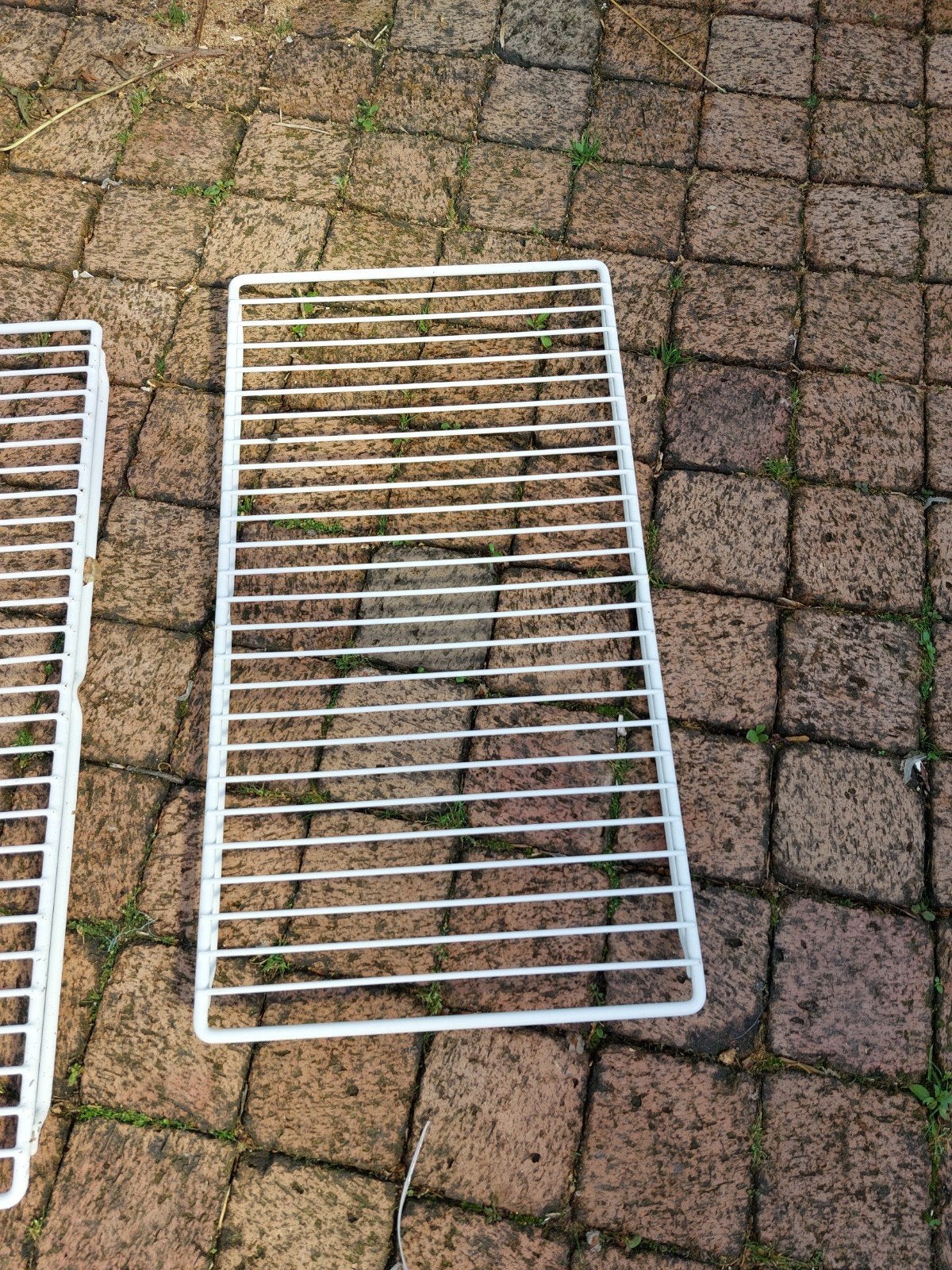 Witte metalen roosters (2 stuks) - 60x40 cm, Witgoed en Apparatuur, Ophalen of Verzenden, Zo goed als nieuw