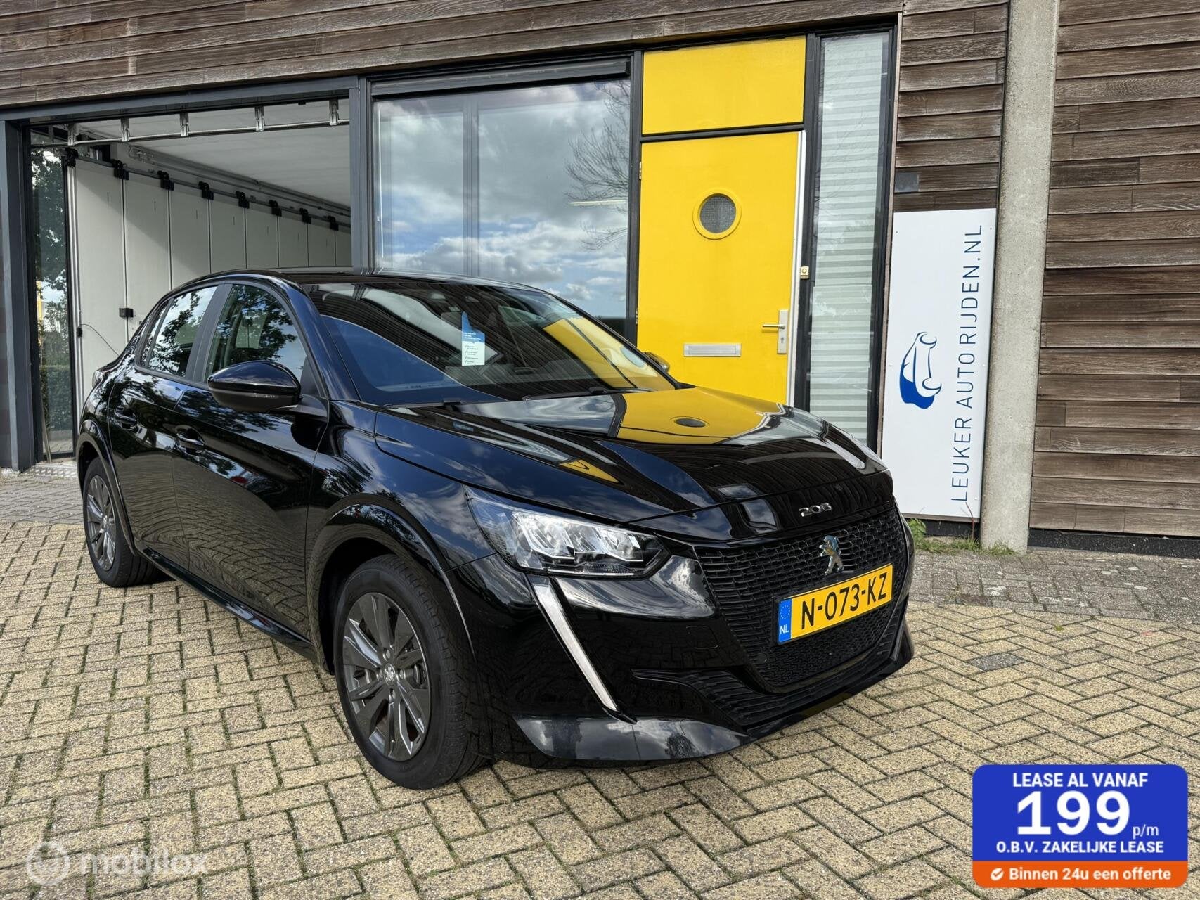 Peugeot e-208 EV Active Pack 50 kWh |1e Eig.|NAP| Dealer ond, Auto's, 136 pk, Gebruikt, Zwart, Origineel Nederlands