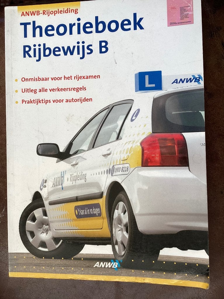 ANWB Theorieboek Rijbewijs B - Onmisbaar voor je examen, Gelezen, ANWB, Niet van toepassing, Ophalen of Verzenden