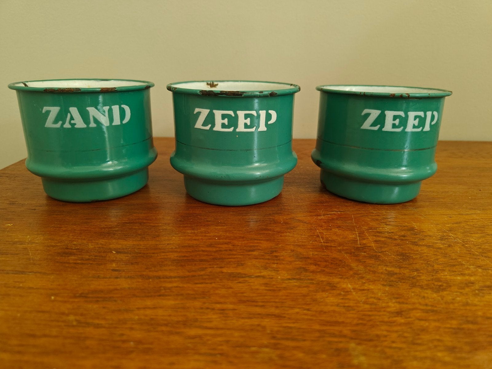 Emaille potjes 'Zand' en 'Zeep' - Set van 3, Antiek en Kunst, Antiek | Emaille, Ophalen of Verzenden