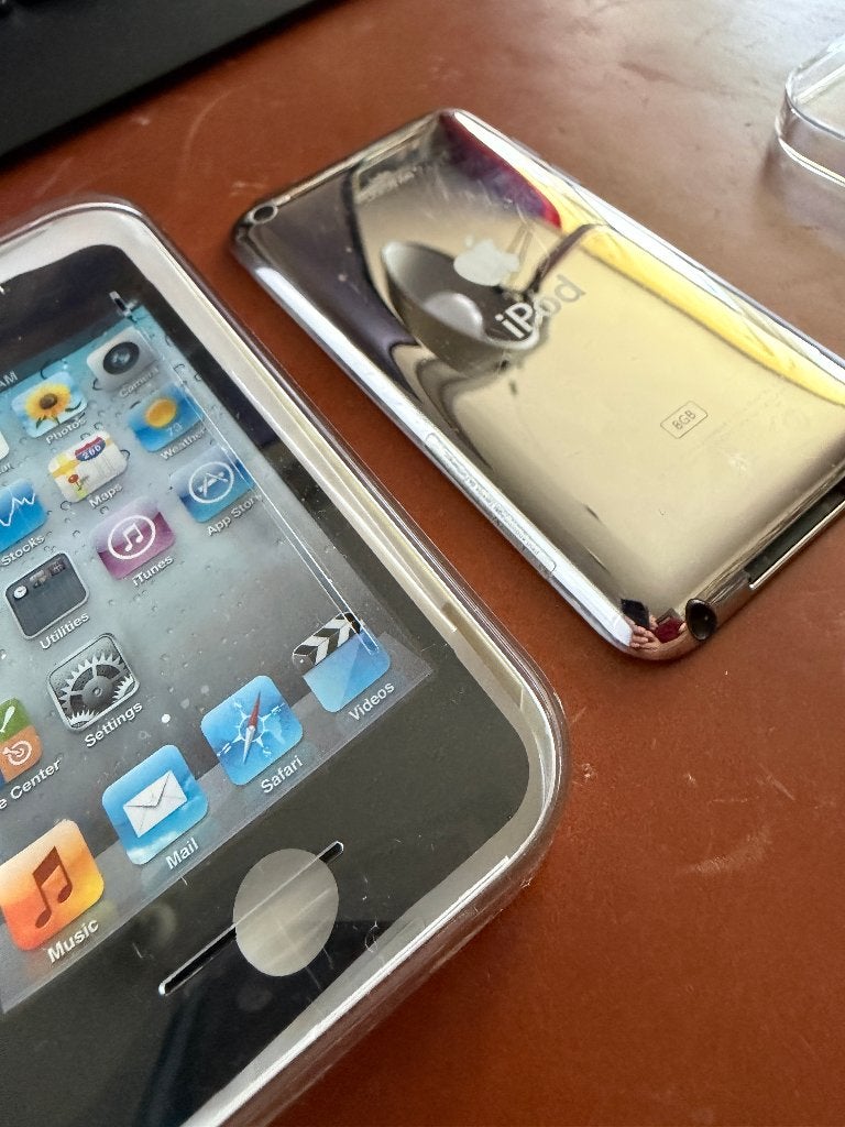 iPod Touch 4g (8Gb), Gebruikt, Touch, Zwart, Ophalen of Verzenden