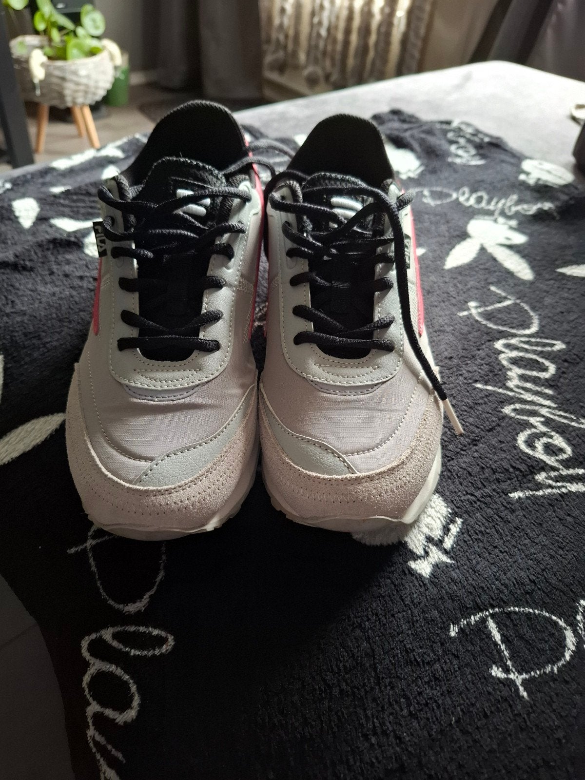 Fila mt 40 1x gedragen, Ophalen, Zo goed als nieuw, Schoenen
