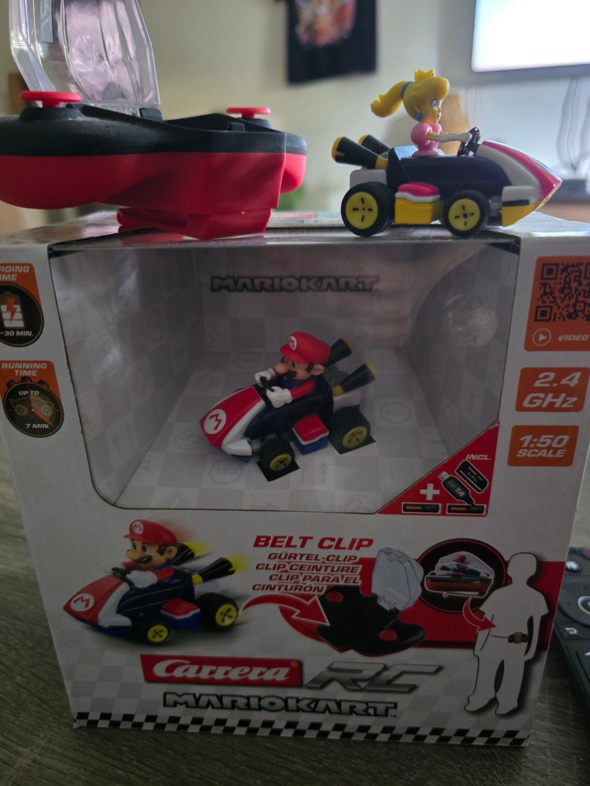 Carrera RC Mario Kart Peach - Zo goed als nieuw, Hobby en Vrije tijd, Elektro, Auto offroad, Ophalen of Verzenden, Zo goed als nieuw