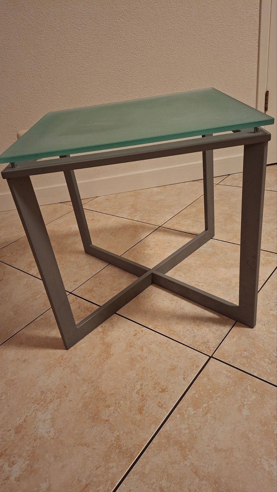 Salontafel met glazen blad en metalen onderstel, Ophalen, Minder dan 45 cm, Minder dan 55 cm, Gebruikt