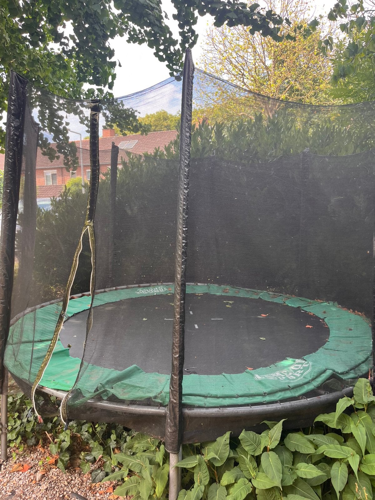 Trampoline, Ophalen, Zo goed als nieuw