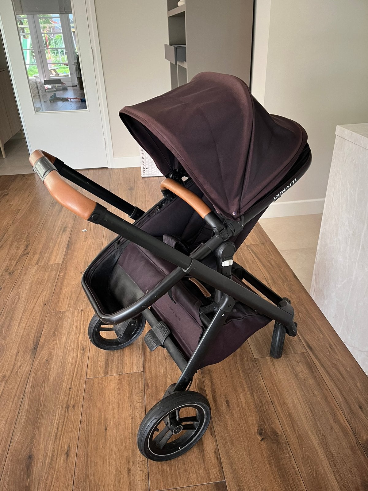 Dubatti One kinderwagen, Kinderen en Baby's, Kinderwagens en Combinaties, Overige merken, Verstelbare duwstang, Ophalen of Verzenden