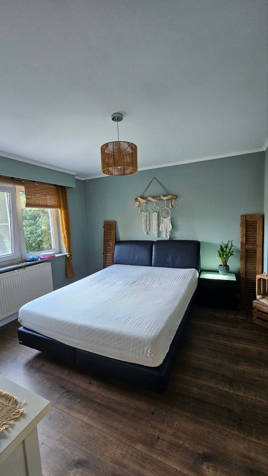 Zwart lederen boxspring (Bed is 160x200) + 1 nachtkastje, Ophalen, Zwart, Tweepersoons, Zo goed als nieuw