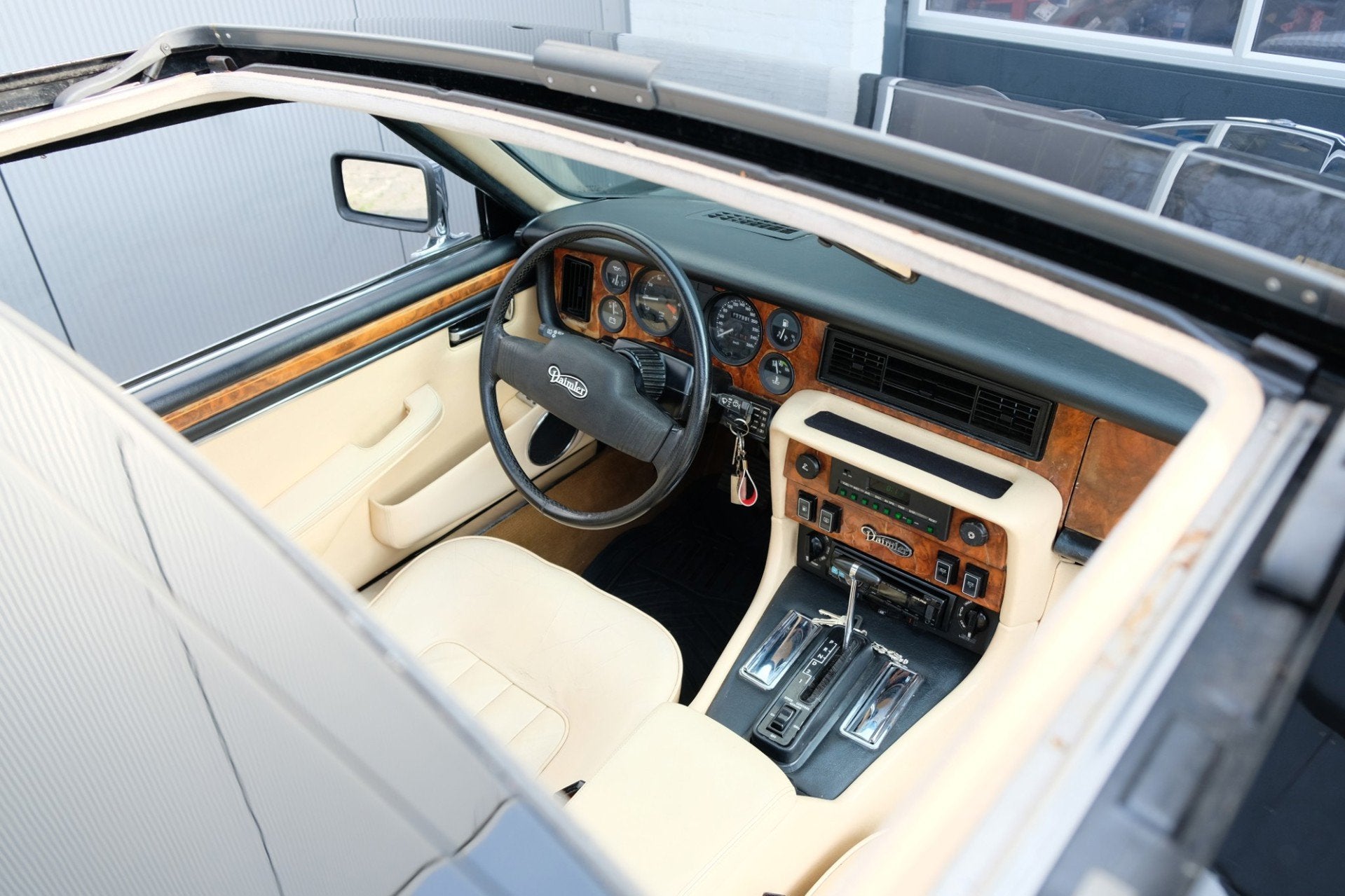 Daimler Double Six 5.3 V12 VandenPlas goed onderhouden, foto 7