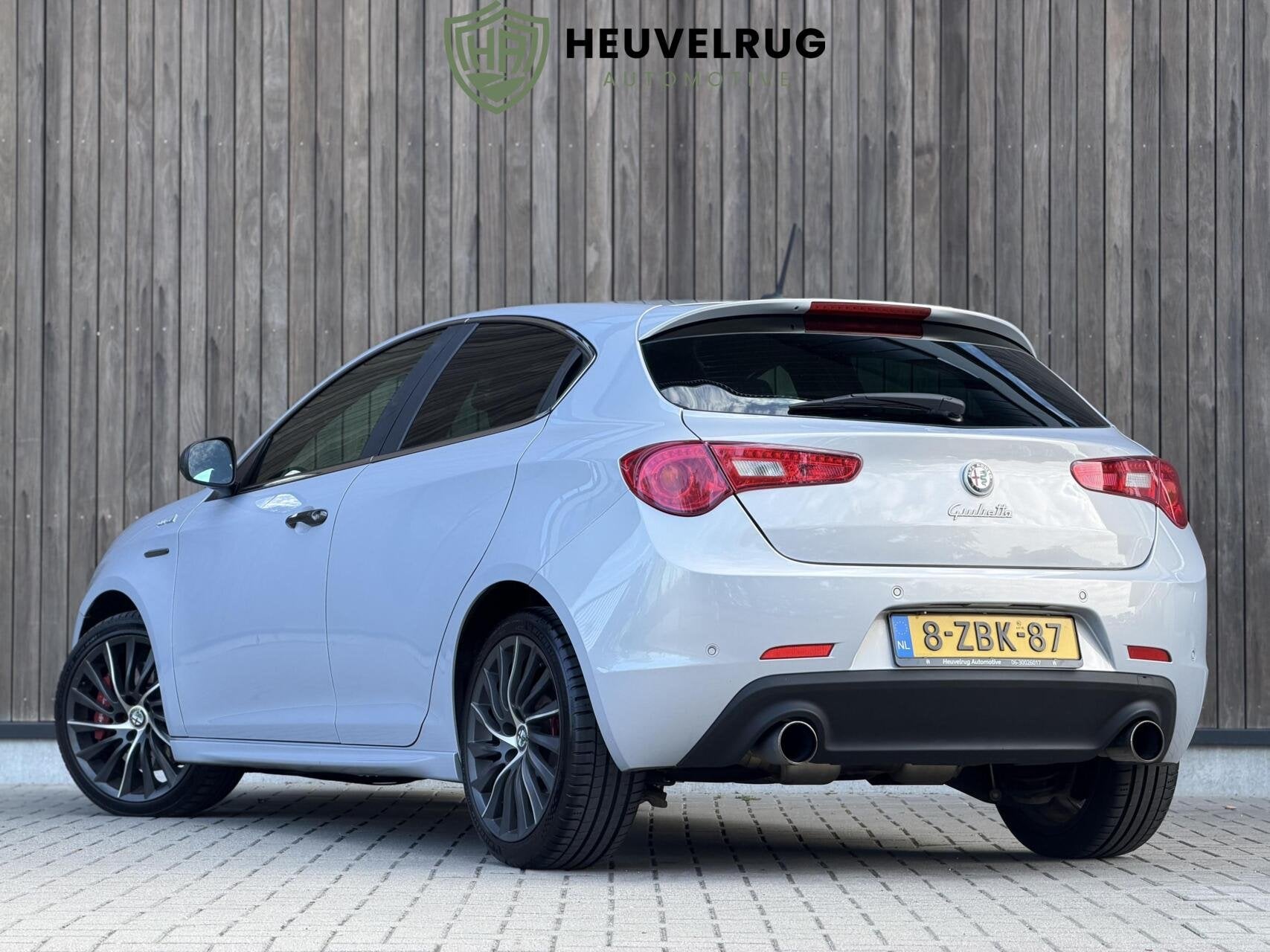 Alfa Romeo Giulietta 1.4 T Exclusive | XENON | COMPLEET | VO, Auto's, 4 cilinders, Wit, Origineel Nederlands, Bedrijf