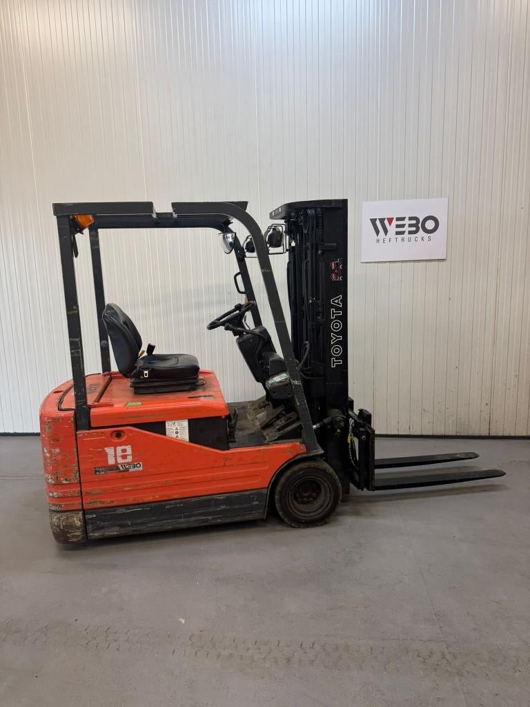 Toyota 3 wiel heftruck 1800 kg., Doe-het-zelf en Verbouw, Ophalen of Verzenden, Gebruikt
