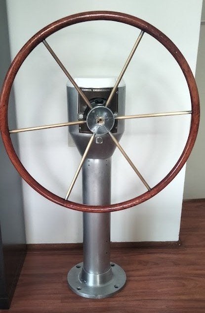 Stuurstand, stuurkolom Wagner compleet met pomp en stuurwiel, Ophalen of Verzenden, Gebruikt, Overige typen, Motorboot