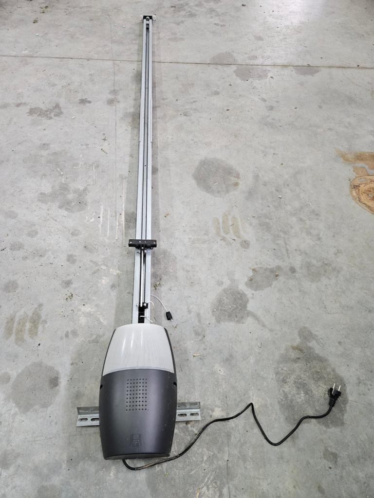 Te koop garagepoort motor, Doe-het-zelf en Verbouw, Deuren en Horren, Ophalen, 120 cm of meer, Garagedeur, 215 cm of meer