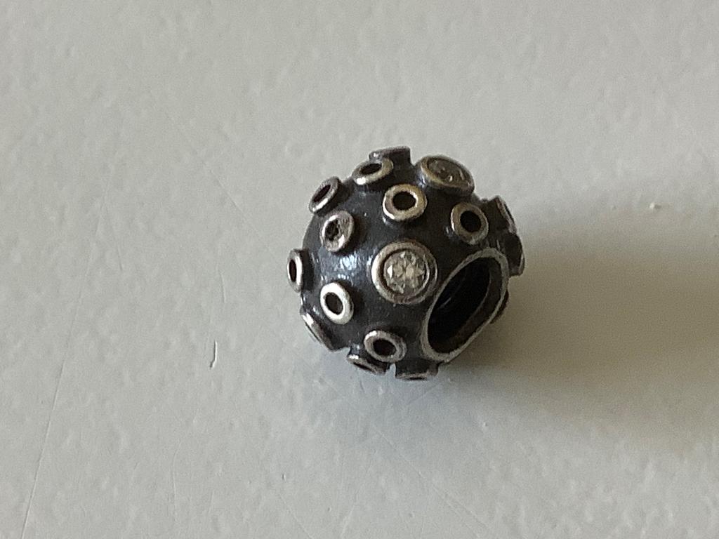 Pandora bedel, planeet met zirconia’s, als nieuw., Pandora, Ophalen of Verzenden, Zo goed als nieuw, 1 bedel