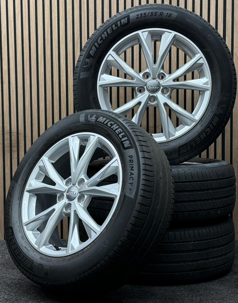 Originele 18 inch Audi Q3 83A 5x112 ET43 Michelin 235/55/18, Auto-onderdelen, Ophalen, 18 inch, ., Banden en Velgen