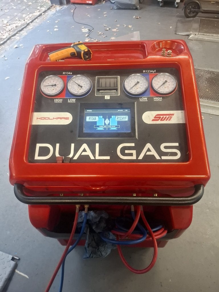 Airco vullen of repareren - Geen lange wachttijden, Auto-onderdelen, Ophalen of Verzenden, Gebruikt, Skoda