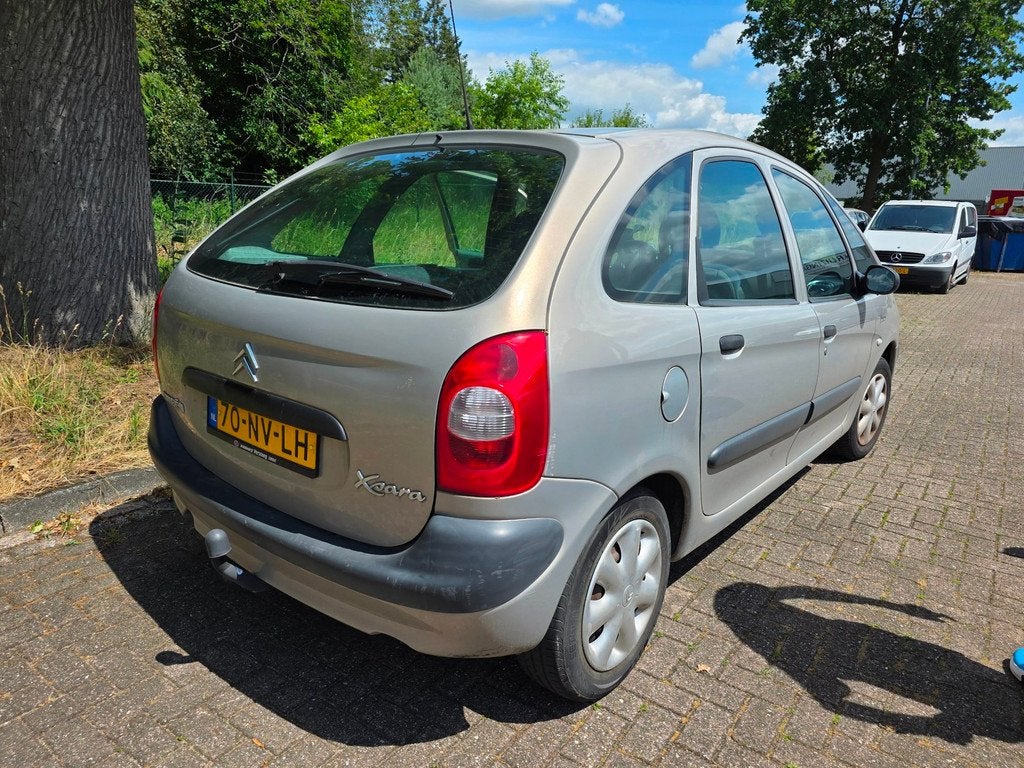 Citroen Xsara Picasso 1.8i-16V Différence 2, Auto's, Citroën, 4 cilinders, 1749 cc, 116 pk, Beige