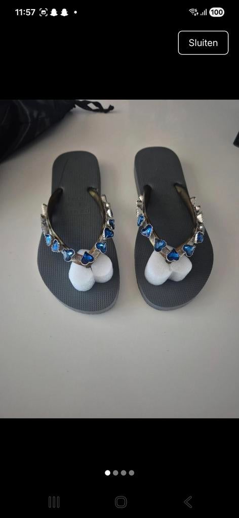 Slippers en of ketting, Kleding | Dames, Ophalen of Verzenden, Nieuw