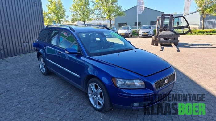 Scherm rechts-voor van een Volvo V50, Gebruikt, -, -, Ophalen of Verzenden