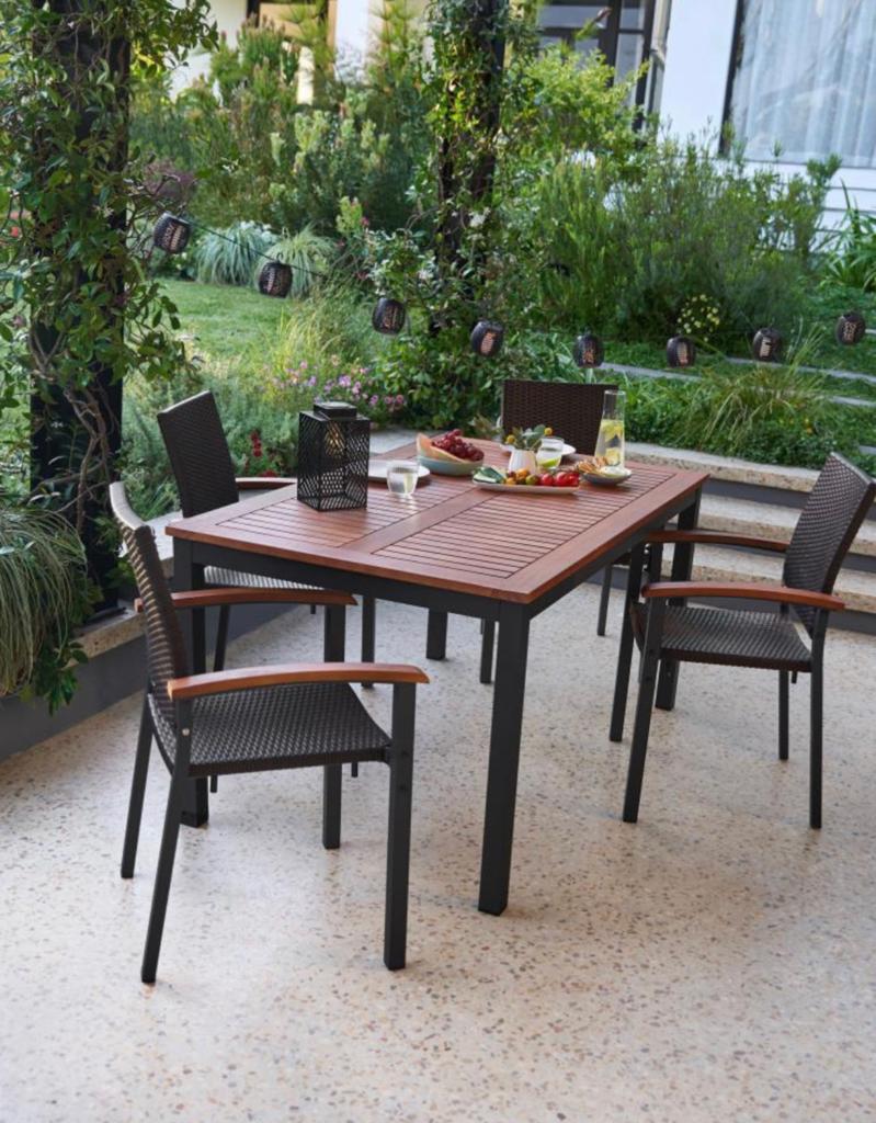 1jaar oude 4 tuinstoelen + eettafel Valencia Lidl zwart hout, Ophalen, Zo goed als nieuw