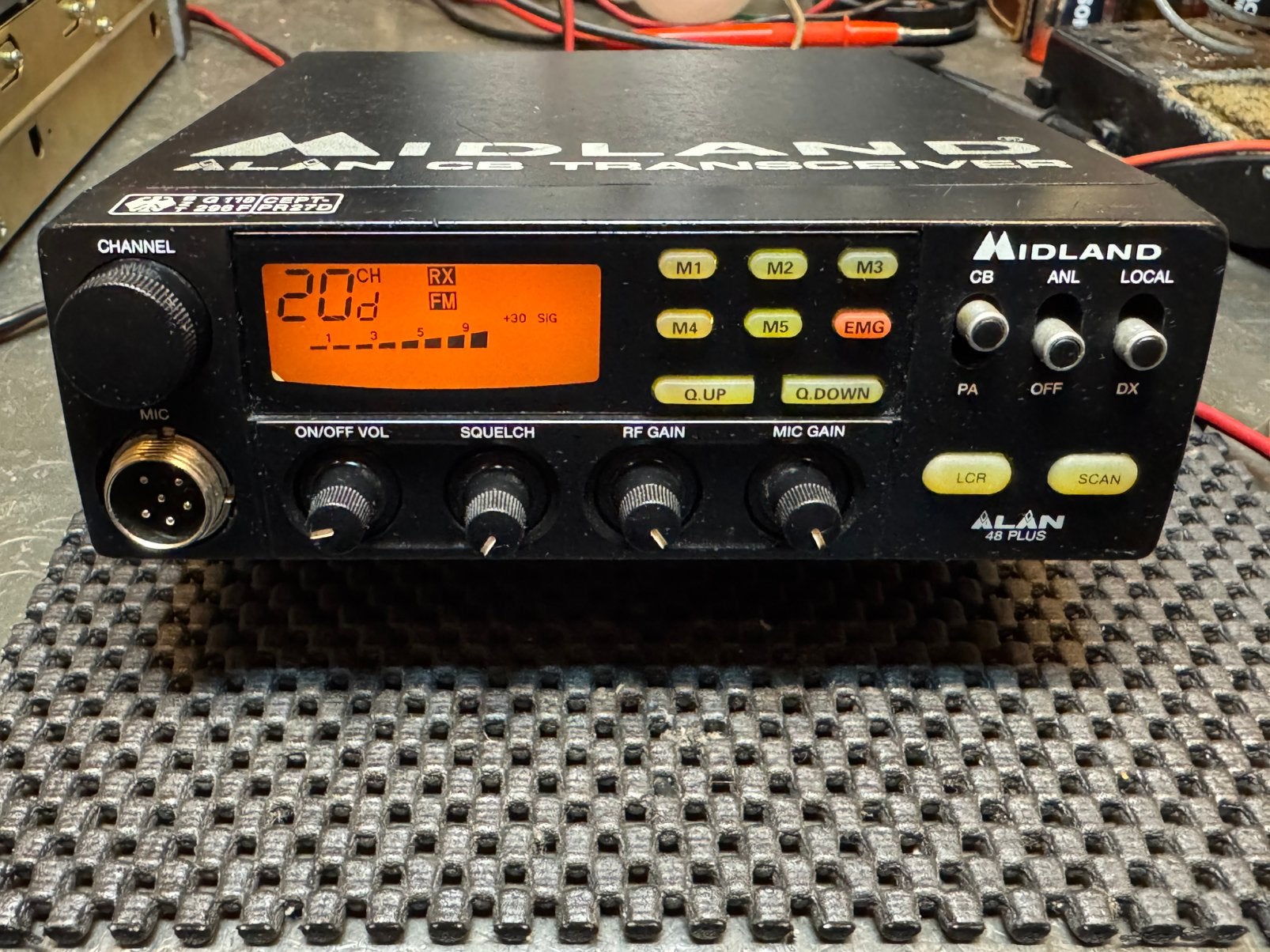 27 mc midland 48+ 400 ch pr incl vzk, Ophalen of Verzenden, Zender en Ontvanger