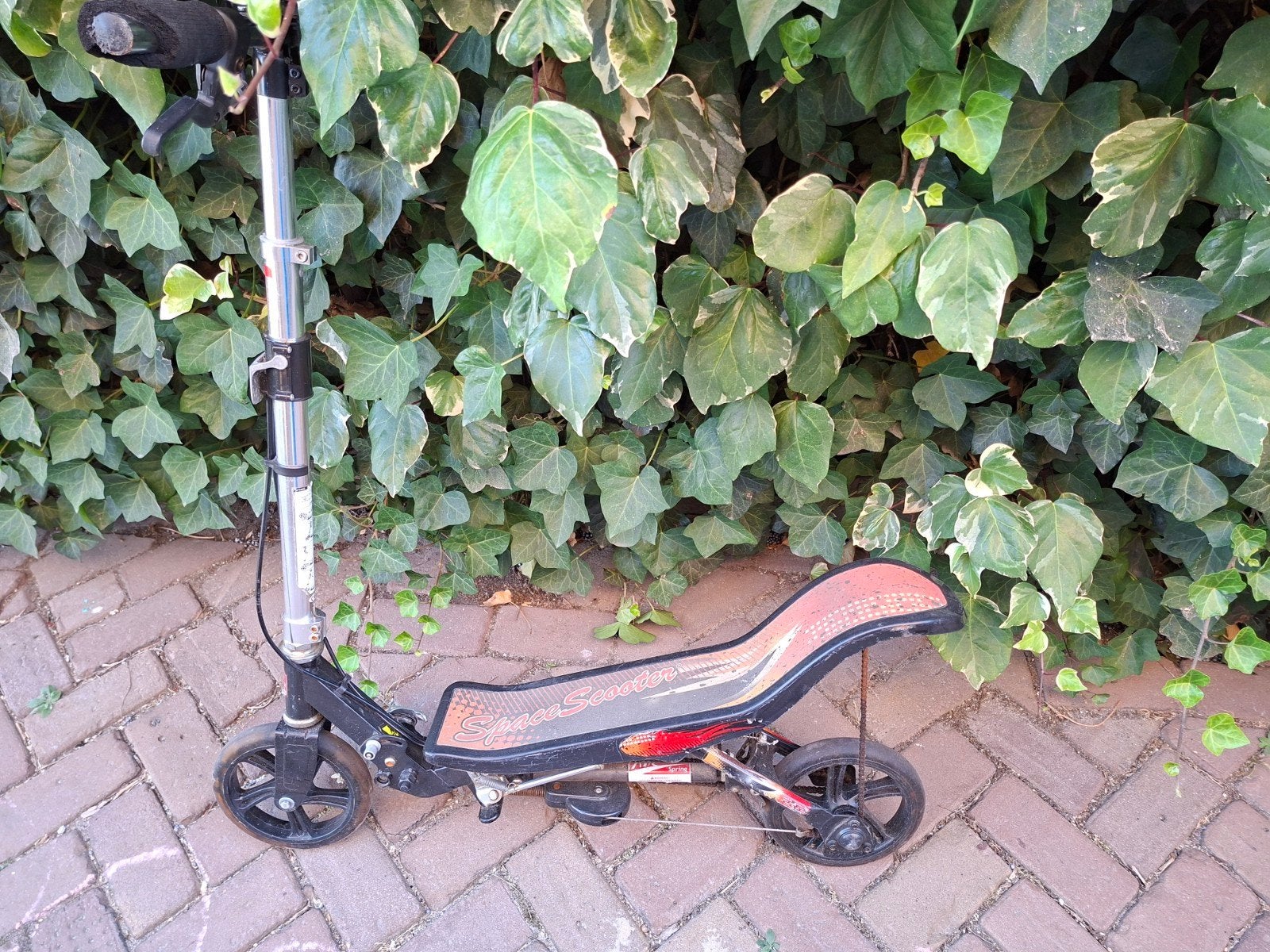 Space Scooter voor de handige doe-het-zelver (werkt niet), Ophalen of Verzenden, Gebruikt, Gewone step, Space Scooter