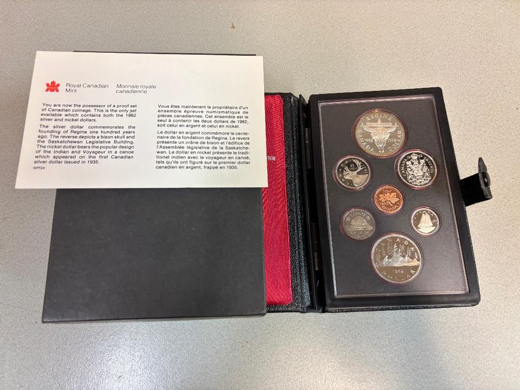 1982 Canada Silver Double Dollar Proof Set "Regina" – zilver, Postzegels en Munten, Munten | Amerika, Ophalen of Verzenden, Noord-Amerika