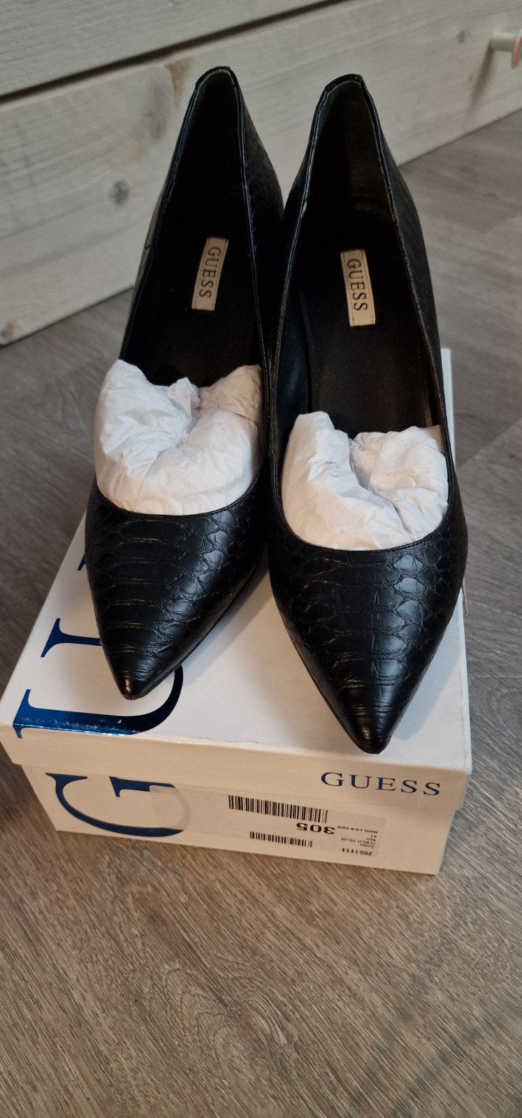 Guess Pumps Zwart - Maat 41, Ophalen of Verzenden, Zo goed als nieuw, Zwart