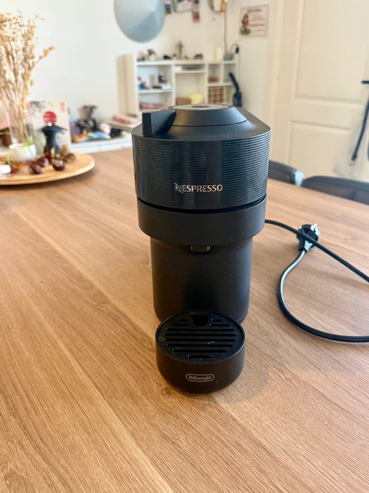 Foto 3 van DE LONGHI Nespresso - Vertuo Pop - Capsule machine - Black
