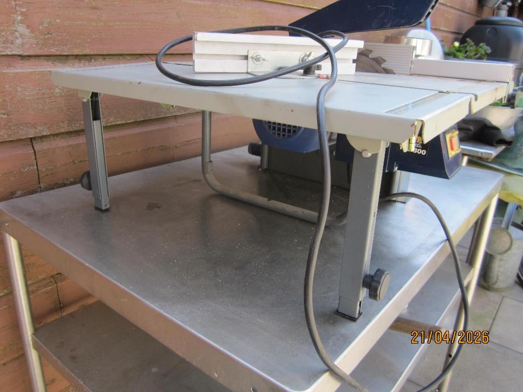 cirkel zaag klein model TTS800 800watt, Ophalen, Gebruikt, Cirkelzaag, 600 tot 1200 watt