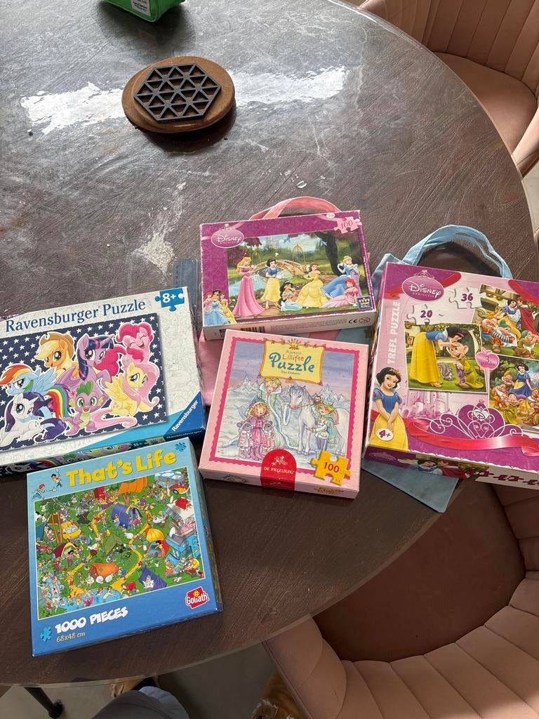 6 puzzels: My Little Pony, That's Life, Disney Prinsessen, Ophalen of Verzenden, Meer dan 50 stukjes, Zo goed als nieuw, 4 tot 6 jaar