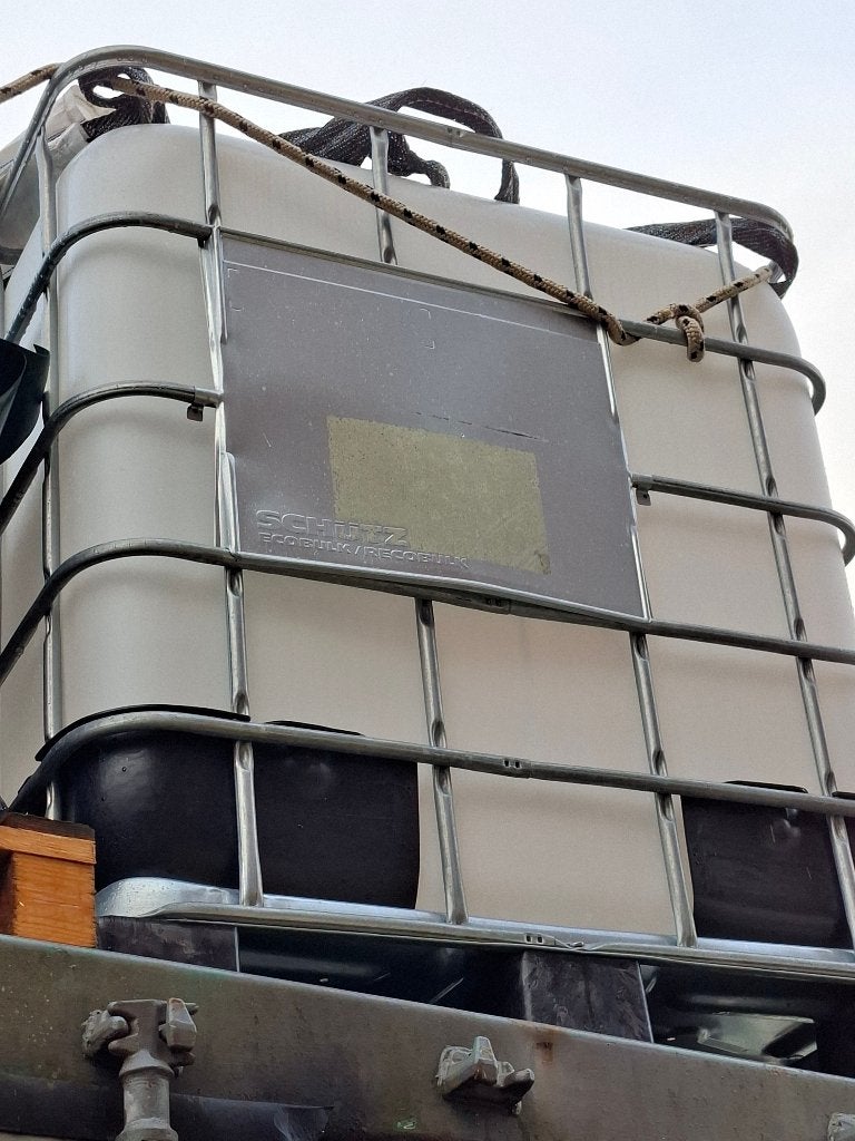 IBC Container op pallet in kooi, 1000.liter - v.a.€ 30,00, Ophalen, Kunststof, Met kraantje, 150 liter of meer