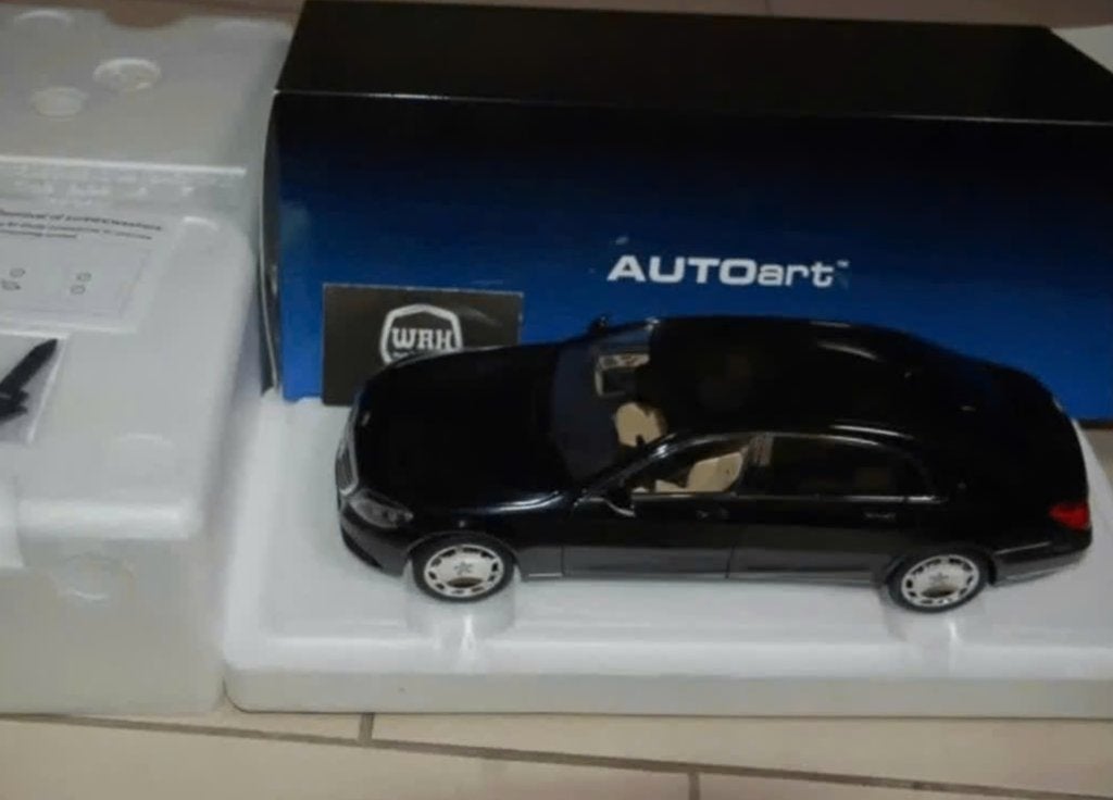 1:18 MERCEDES MAYBACH S KLASSE black Autoart 76293 WRH, Hobby en Vrije tijd, Modelauto's | 1:18, Verzenden, Zo goed als nieuw